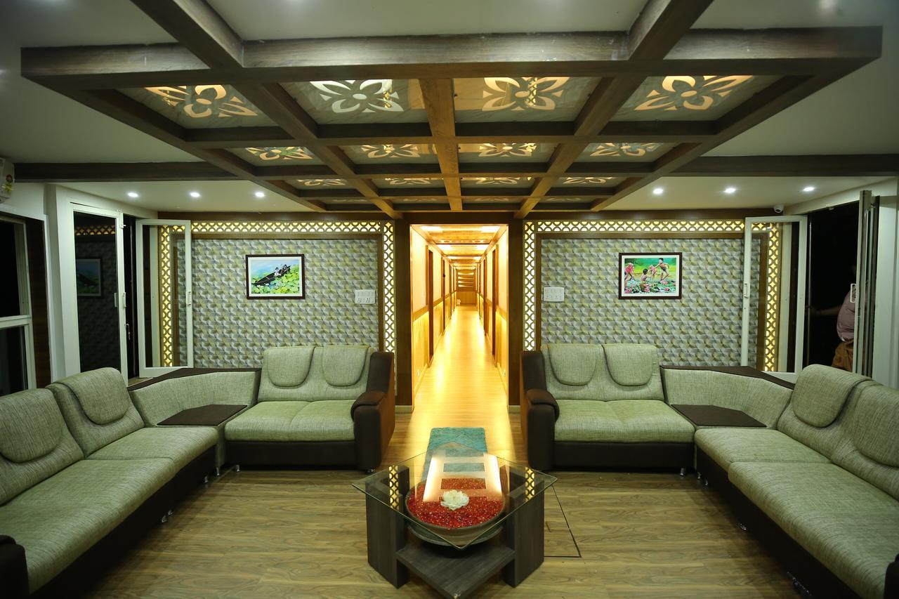 Southern Panorama Houseboats Alappuzha Екстериор снимка